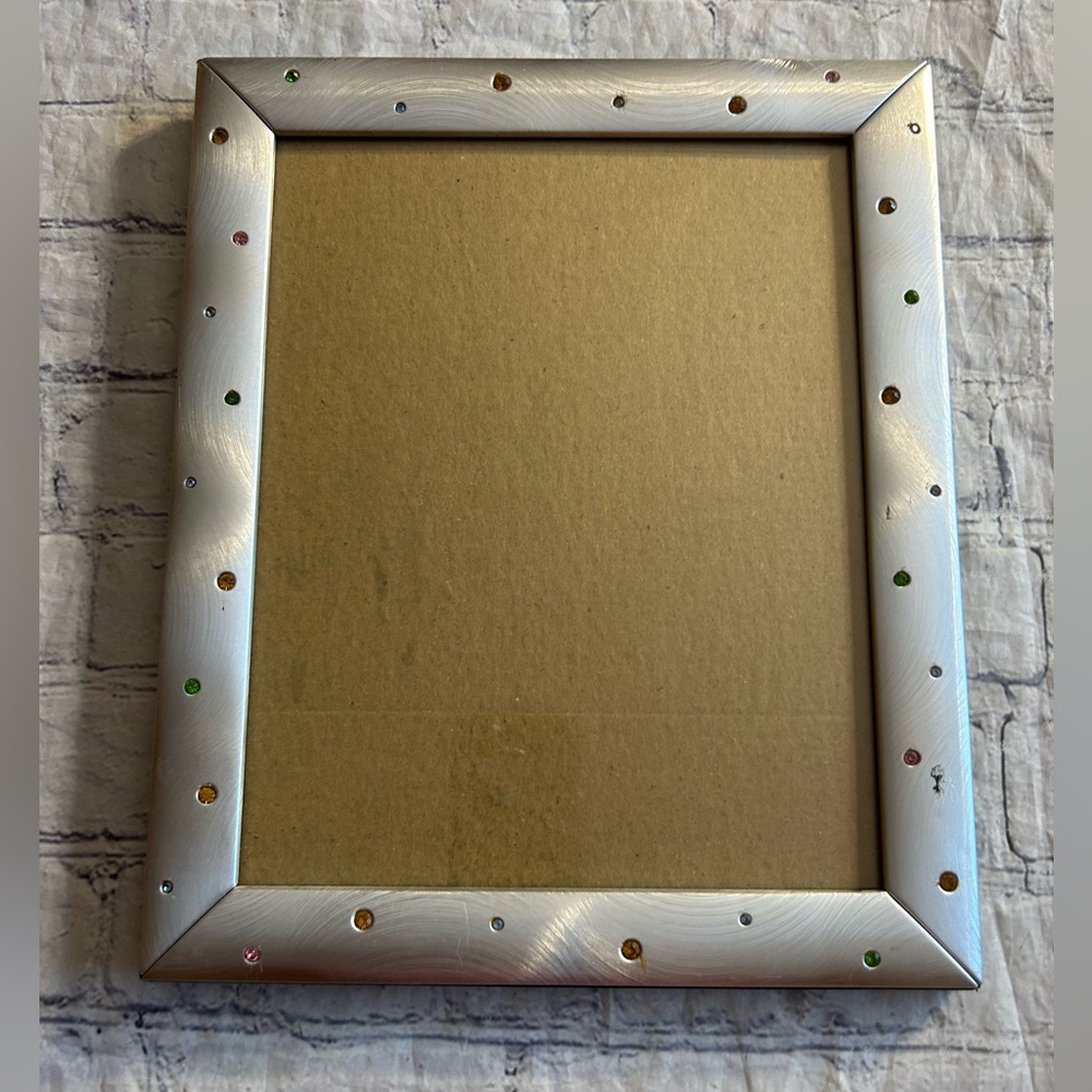 LAWRENCE FRAME SILVER VARNISH WITH COLORFUL RHINESTONES STANDS UP